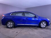 Hyundai IONIQ 1.6 h-GDi Premium Hatchback 5dr Petrol Hybrid DCT Euro 6 (s/s) (141 ps) Cr 9