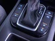 Hyundai IONIQ 1.6 h-GDi Premium Hatchback 5dr Petrol Hybrid DCT Euro 6 (s/s) (141 ps) Cr 25