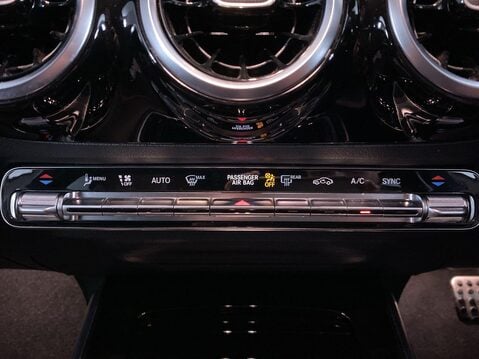 Mercedes-Benz B Class 1.3 B200 AMG Line (Executive) MPV 5dr Petrol 7G-DCT Euro 6 (s/s) (163 ps) 31