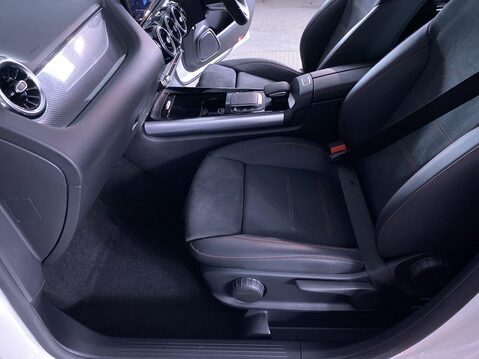 Mercedes-Benz B Class 1.3 B200 AMG Line (Executive) MPV 5dr Petrol 7G-DCT Euro 6 (s/s) (163 ps) 17