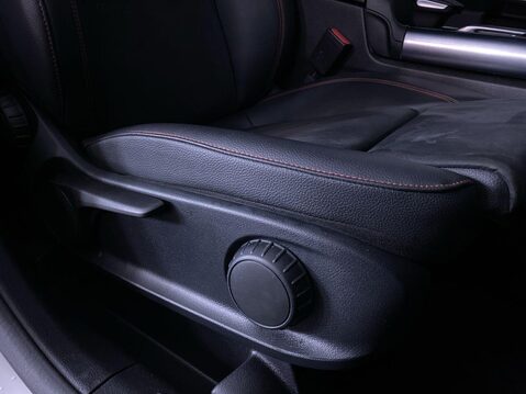 Mercedes-Benz B Class 1.3 B200 AMG Line (Executive) MPV 5dr Petrol 7G-DCT Euro 6 (s/s) (163 ps) 26