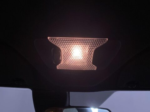 Toyota Aygo 1.0 VVT-i x-trend Hatchback 5dr Petrol Manual Euro 6 (s/s) (71 ps) Bluetoot 18