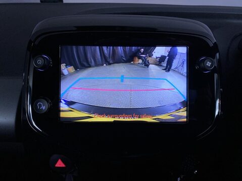 Toyota Aygo 1.0 VVT-i x-trend Hatchback 5dr Petrol Manual Euro 6 (s/s) (71 ps) Bluetoot 24