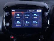 Toyota Aygo 1.0 VVT-i x-trend Hatchback 5dr Petrol Manual Euro 6 (s/s) (71 ps) Bluetoot 33