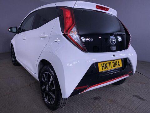 Toyota Aygo 1.0 VVT-i x-trend Hatchback 5dr Petrol Manual Euro 6 (s/s) (71 ps) Bluetoot 14