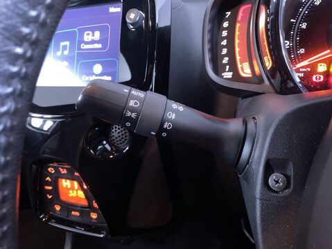 Toyota Aygo 1.0 VVT-i x-trend Hatchback 5dr Petrol Manual Euro 6 (s/s) (71 ps) Bluetoot 23