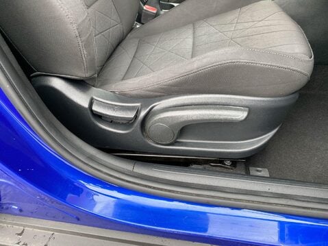 Hyundai BAYON 1.0 T-GDi MHEV Premium SUV 5dr Petrol Hybrid Manual Euro 6 (s/s) (100 ps) P 15