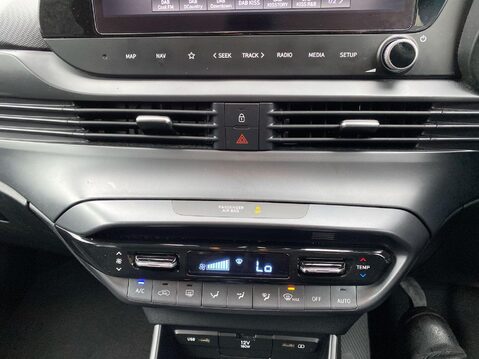 Hyundai BAYON 1.0 T-GDi MHEV Premium SUV 5dr Petrol Hybrid Manual Euro 6 (s/s) (100 ps) P 19