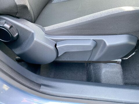 Toyota Aygo X 1.0 VVT-i Pure Hatchback 5dr Petrol Manual Euro 6 (s/s) (72 ps) 12