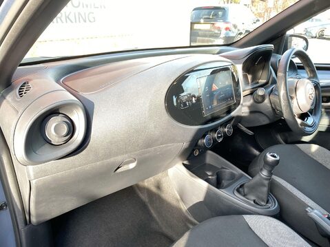 Toyota Aygo X 1.0 VVT-i Pure Hatchback 5dr Petrol Manual Euro 6 (s/s) (72 ps) 6