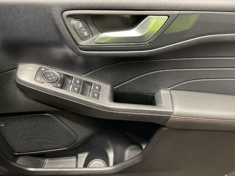 Ford Kuga 2.0 EcoBlue ST-Line X Edition SUV 5dr Diesel Auto AWD Euro 6 (s/s) (190 ps) 26