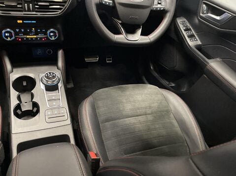 Ford Kuga 2.0 EcoBlue ST-Line X Edition SUV 5dr Diesel Auto AWD Euro 6 (s/s) (190 ps) 15