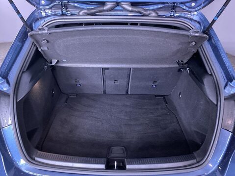 Mercedes-Benz A Class 1.3 A180 AMG Line Hatchback 5dr Petrol 7G-DCT Euro 6 (s/s) (136 ps) Cruise 13