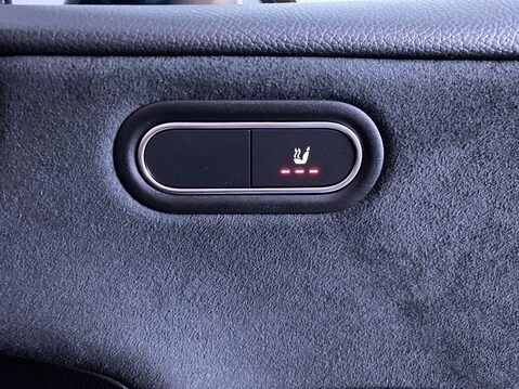 Mercedes-Benz A Class 1.3 A180 AMG Line Hatchback 5dr Petrol 7G-DCT Euro 6 (s/s) (136 ps) Cruise 25