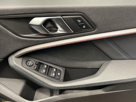 BMW 2 Series 1.5 218i M Sport Saloon 4dr Petrol DCT Euro 6 (s/s) (136 ps) Cruise Contro 26