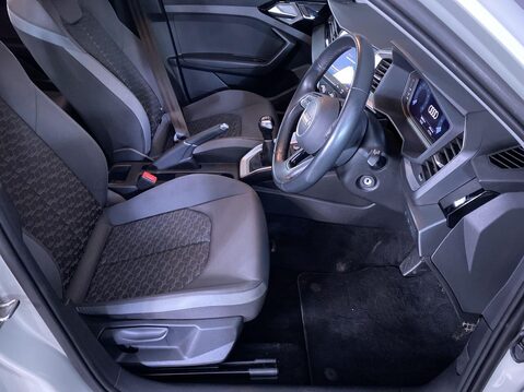 Audi A1 1.0 TFSI 30 Sport Sportback 5dr Petrol Manual Euro 6 (s/s) (110 ps) Parking 15