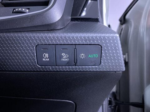 Audi A1 1.0 TFSI 30 Sport Sportback 5dr Petrol Manual Euro 6 (s/s) (110 ps) Parking 23