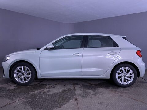 Audi A1 1.0 TFSI 30 Sport Sportback 5dr Petrol Manual Euro 6 (s/s) (110 ps) Parking 5
