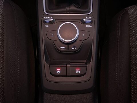 Audi Q2 1.0 TFSI 30 Technik SUV 5dr Petrol Manual Euro 6 (s/s) (116 ps) Bluetooth - 24