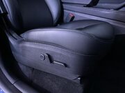 Tesla Model Y (Dual Motor) Long Range SUV 5dr Electric Auto 4WDE (384 bhp) Bluetooth - Pa 26