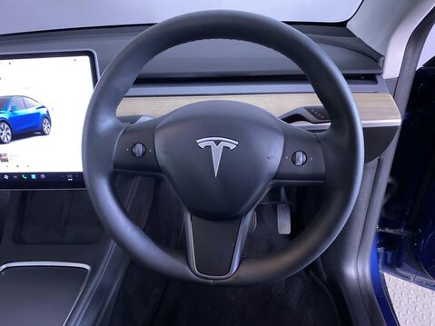 Tesla Model Y (Dual Motor) Long Range SUV 5dr Electric Auto 4WDE (384 bhp) Bluetooth - Pa 16