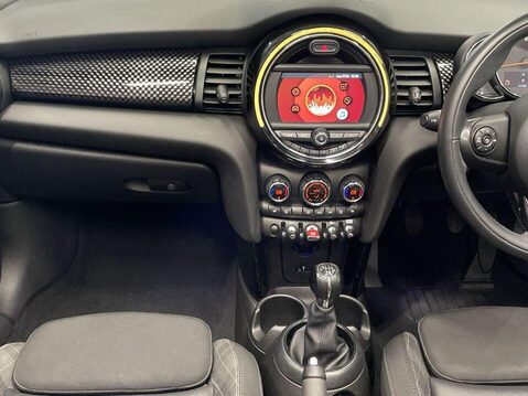 Mini Convertible 2.0 Cooper S Convertible 2dr Petrol Manual Euro 6 (s/s) (192 ps) Profession 16