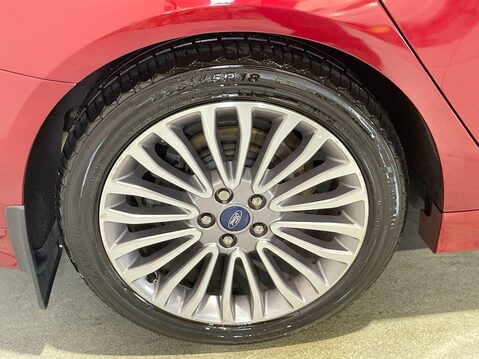 Ford Mondeo 2.0 TDCi Titanium Edition Hatchback 5dr Diesel Manual Euro 6 (s/s) (150 ps) 11