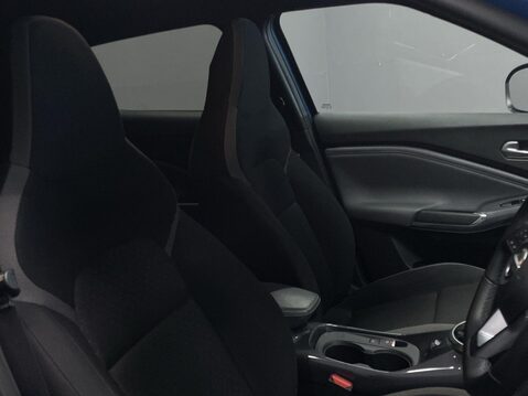 Nissan Juke 1.0 DIG-T N-Connecta SUV 5dr Petrol DCT Auto Euro 6 (s/s) (114 ps) Parking 16