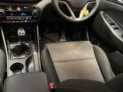 Hyundai TUCSON 1.6 GDi SE Nav SUV 5dr Petrol Manual Euro 6 (s/s) (132 ps) 15