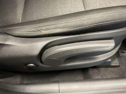 Hyundai TUCSON 1.6 GDi SE Nav SUV 5dr Petrol Manual Euro 6 (s/s) (132 ps) 23