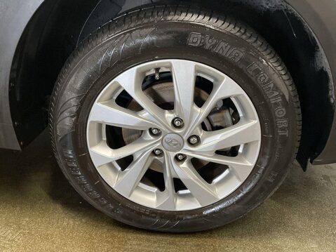 Hyundai TUCSON 1.6 GDi SE Nav SUV 5dr Petrol Manual Euro 6 (s/s) (132 ps) 12