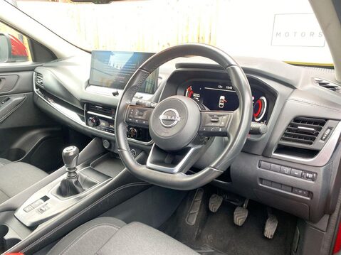 Nissan Qashqai 1.3 DIG-T MHEV N-Connecta SUV 5dr Petrol Hybrid Manual Euro 6 (s/s) (140 ps 7