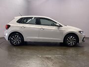 Volkswagen Polo 1.0 EVO Life Hatchback 5dr Petrol Manual Euro 6 (s/s) (80 ps) Bluetooth - S 9