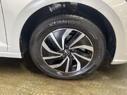 Volkswagen Polo 1.0 EVO Life Hatchback 5dr Petrol Manual Euro 6 (s/s) (80 ps) Bluetooth - S 12