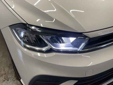 Volkswagen Polo 1.0 EVO Life Hatchback 5dr Petrol Manual Euro 6 (s/s) (80 ps) Bluetooth - S 21