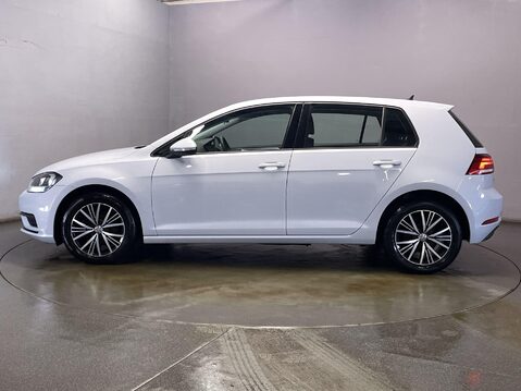 Volkswagen Golf 1.6 TDI S Hatchback 5dr Diesel Manual Euro 6 (s/s) (115 ps) Professional NA 5