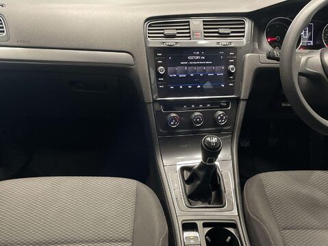 Volkswagen Golf 1.6 TDI S Hatchback 5dr Diesel Manual Euro 6 (s/s) (115 ps) Professional NA 16