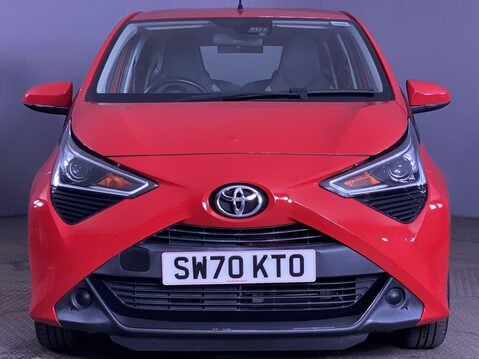Toyota Aygo 1.0 VVT-i x-play Hatchback 5dr Petrol Manual Euro 6 (Safety Sense) (71 ps) 3