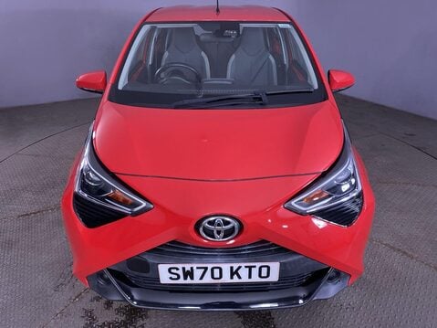 Toyota Aygo 1.0 VVT-i x-play Hatchback 5dr Petrol Manual Euro 6 (Safety Sense) (71 ps) 10