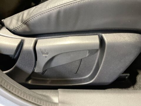 Nissan Qashqai 1.3 DIG-T n-tec SUV 5dr Petrol DCT Auto Euro 6 (s/s) (160 ps) 23