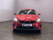 Kia Ceed 1.5 T-GDi 2 Hatchback 5dr Petrol Manual Euro 6 (s/s) Non-ADAP (158 bhp) Cr 3