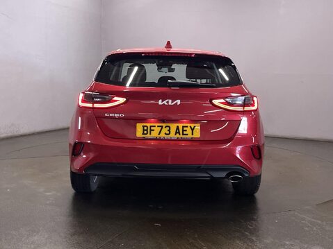 Kia Ceed 1.5 T-GDi 2 Hatchback 5dr Petrol Manual Euro 6 (s/s) Non-ADAP (158 bhp) Cr 7