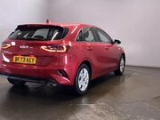 Kia Ceed 1.5 T-GDi 2 Hatchback 5dr Petrol Manual Euro 6 (s/s) Non-ADAP (158 bhp) Cr 8
