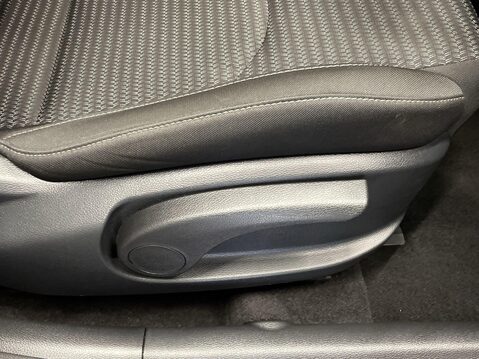 Kia Ceed 1.5 T-GDi 2 Hatchback 5dr Petrol Manual Euro 6 (s/s) Non-ADAP (158 bhp) Cr 22