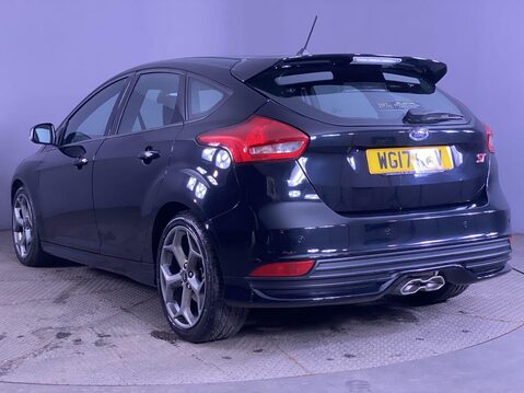 Ford Focus 2.0 TDCi ST-3 Hatchback 5dr Diesel Manual Euro 6 (s/s) (185 ps) Air Con - A 6