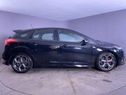 Ford Focus 2.0 TDCi ST-3 Hatchback 5dr Diesel Manual Euro 6 (s/s) (185 ps) Air Con - A 9