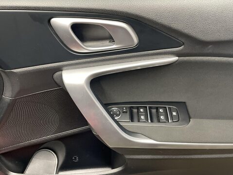 Kia Ceed 1.5 T-GDi 2 Hatchback 5dr Petrol Manual Euro 6 (s/s) Non-ADAP (158 bhp) All 23