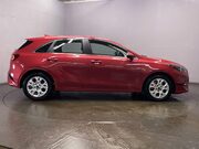 Kia Ceed 1.5 T-GDi 2 Hatchback 5dr Petrol Manual Euro 6 (s/s) Non-ADAP (158 bhp) All 9