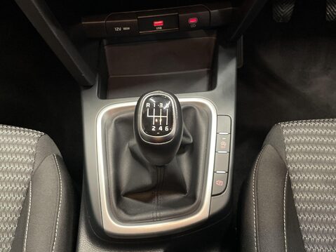 Kia Ceed 1.5 T-GDi 2 Hatchback 5dr Petrol Manual Euro 6 (s/s) Non-ADAP (158 bhp) All 19