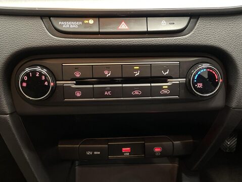 Kia Ceed 1.5 T-GDi 2 Hatchback 5dr Petrol Manual Euro 6 (s/s) Non-ADAP (158 bhp) All 26